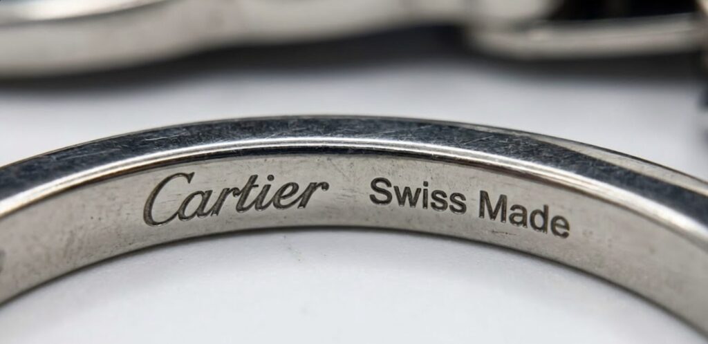 二次流通市場での価値と真贋の見極め方