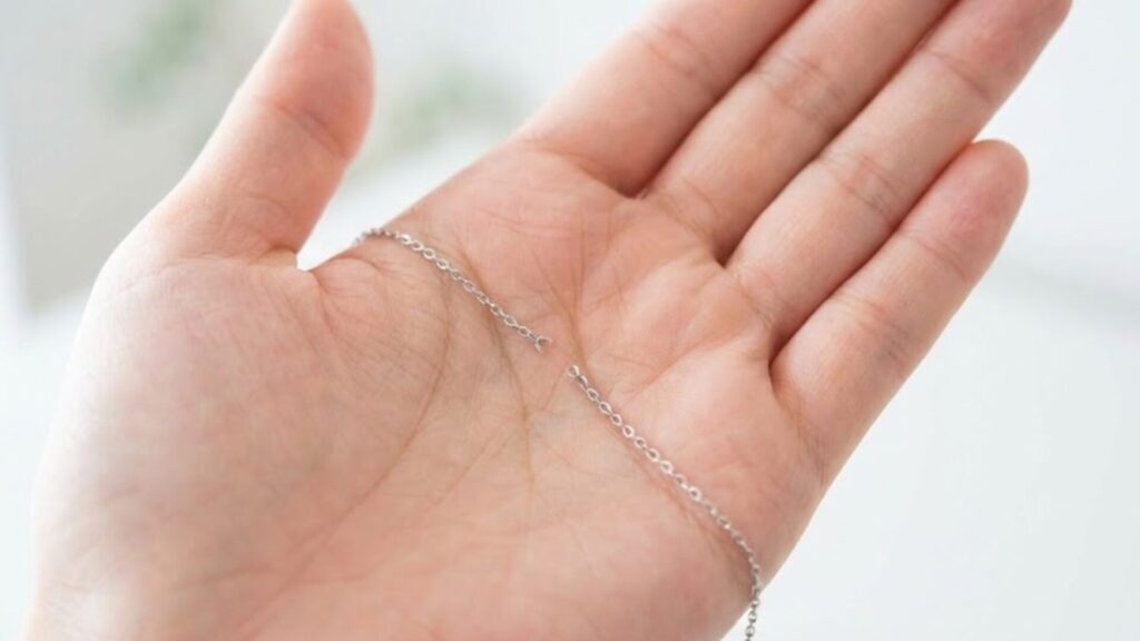 ティファニーのネックレスがちぎれた！修理代と【保証書なし】の対応