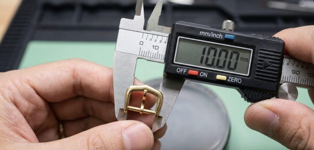 純正バックルを流用するための絶対条件と計測方法