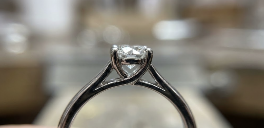 【構造的欠陥？】なぜバレリーナのダイヤは「取れる」と言われるのか