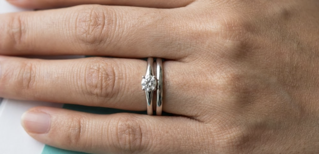 残酷な現実①：重ね付けの「隙間」が許せない問題（デザイン寿命）