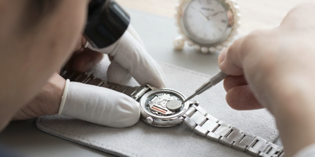 ミキモト時計の電池の型番・サイズ・種類を特定する方法